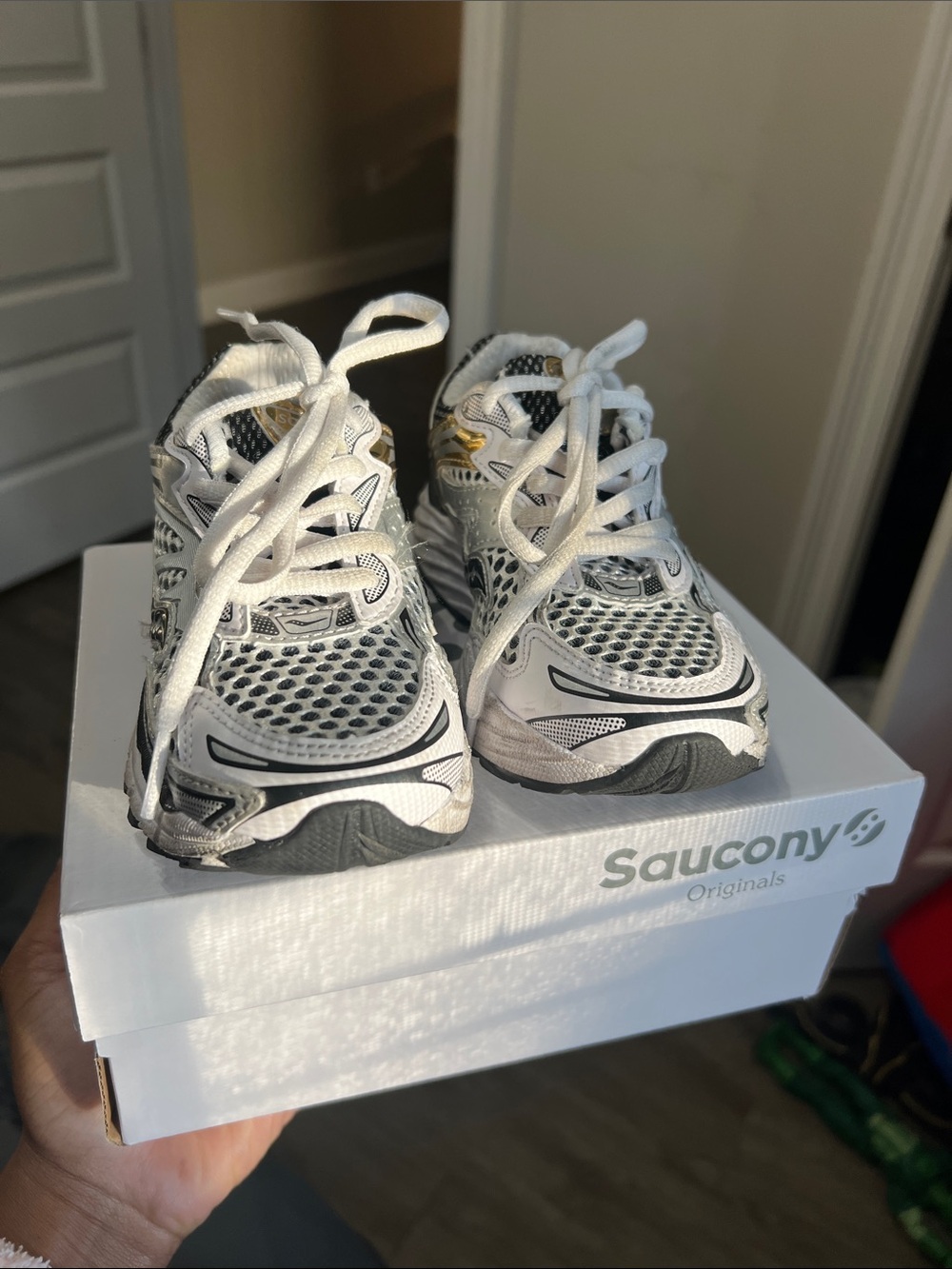 Saucony Kids White and Black Mesh Sneakers